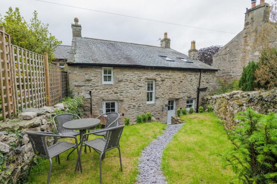 5 Star Cottage On The Green With Log Burner - Dog Friendly Austwick Exterior photo